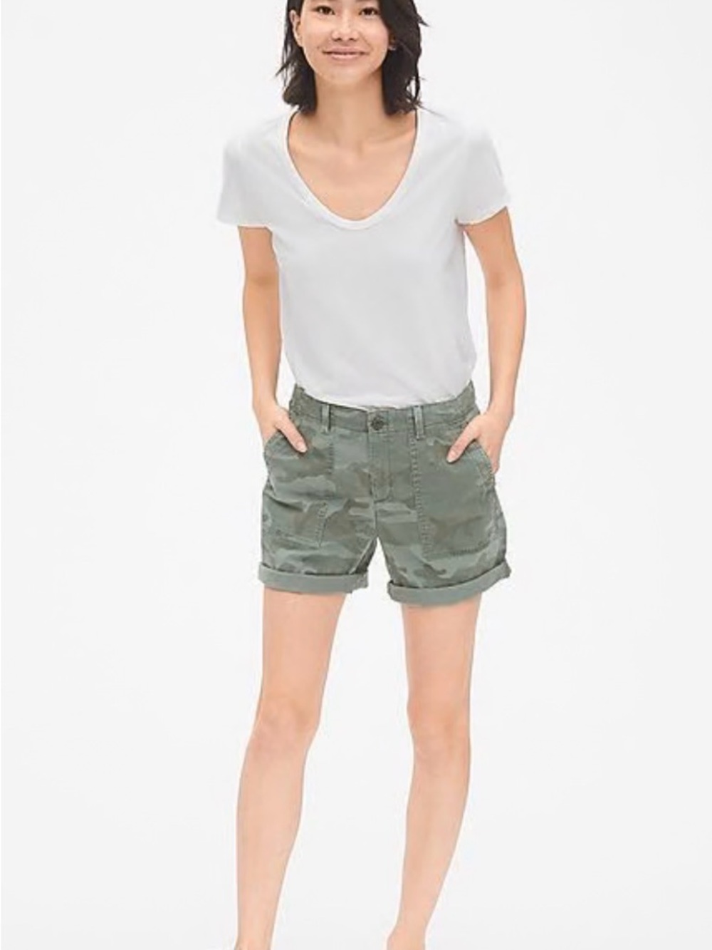 GAP Girlfriend Camo Roll-Cuff Utility Shorts - Olive Green